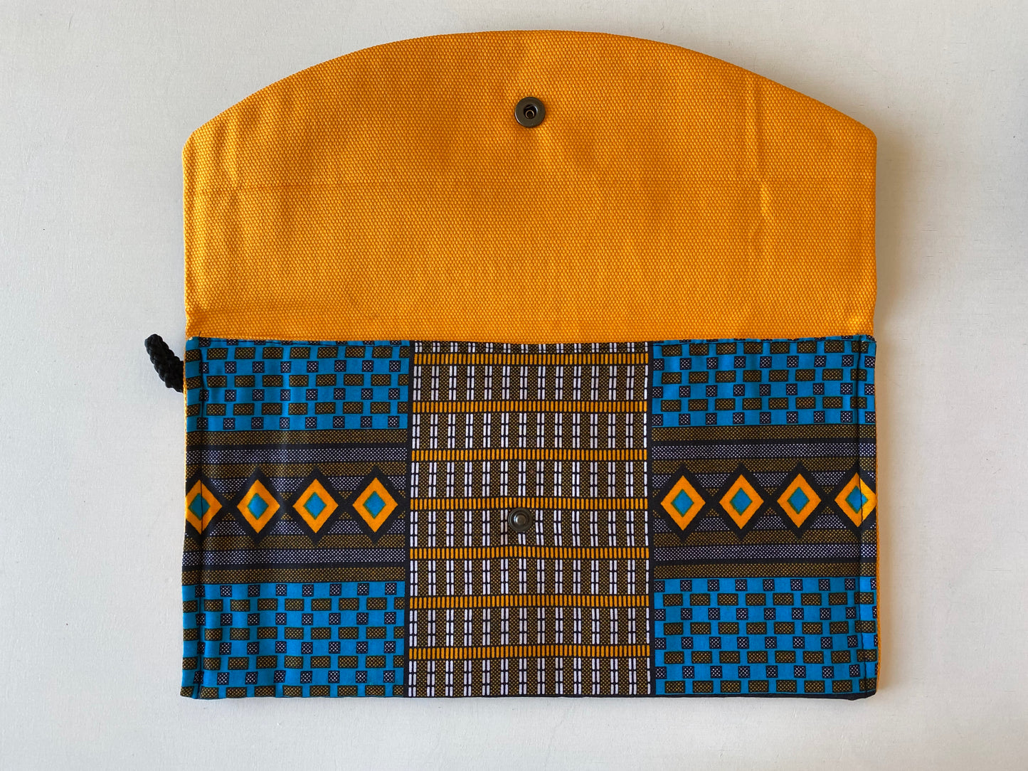 Pochette afro blu arancio